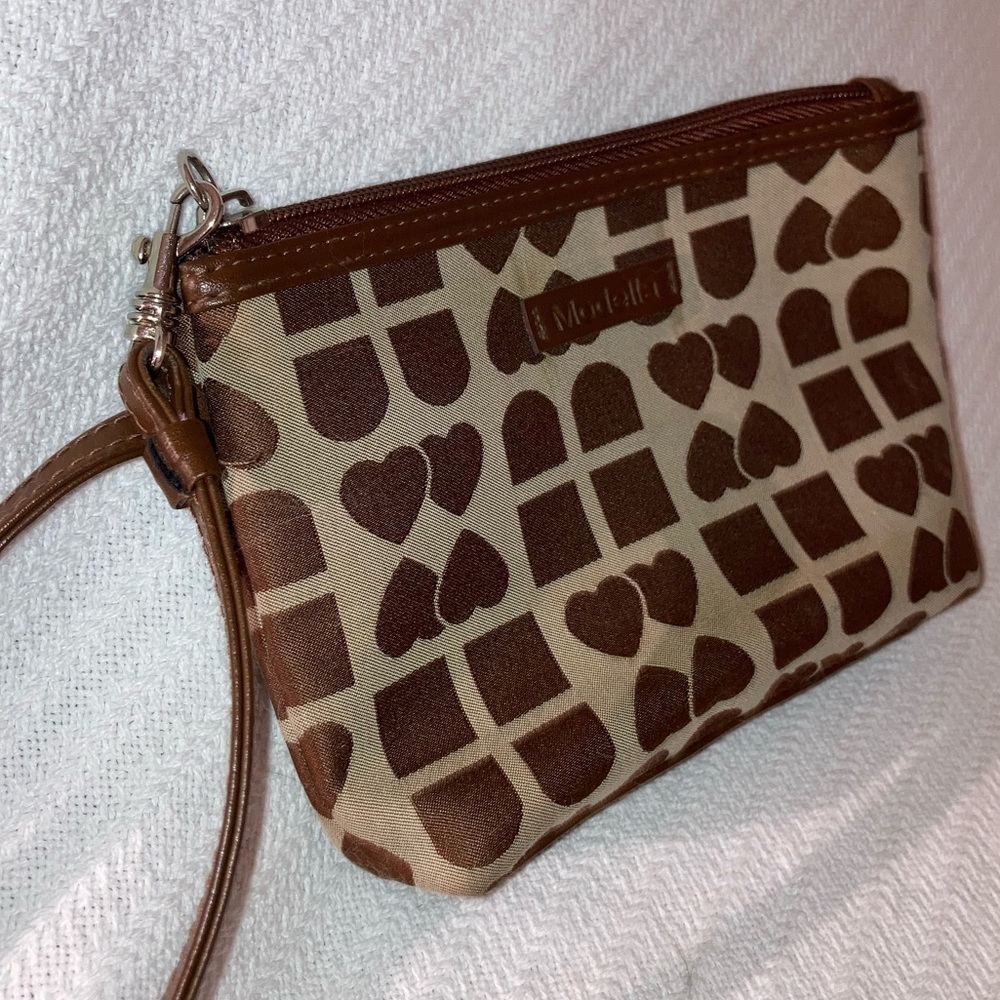Wristlet
